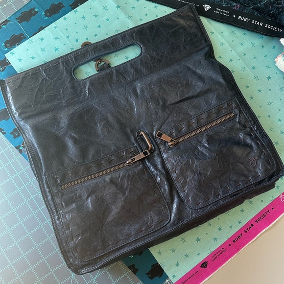 Matt & Nat Vegan Leather Clutch - Picture 7 of 10